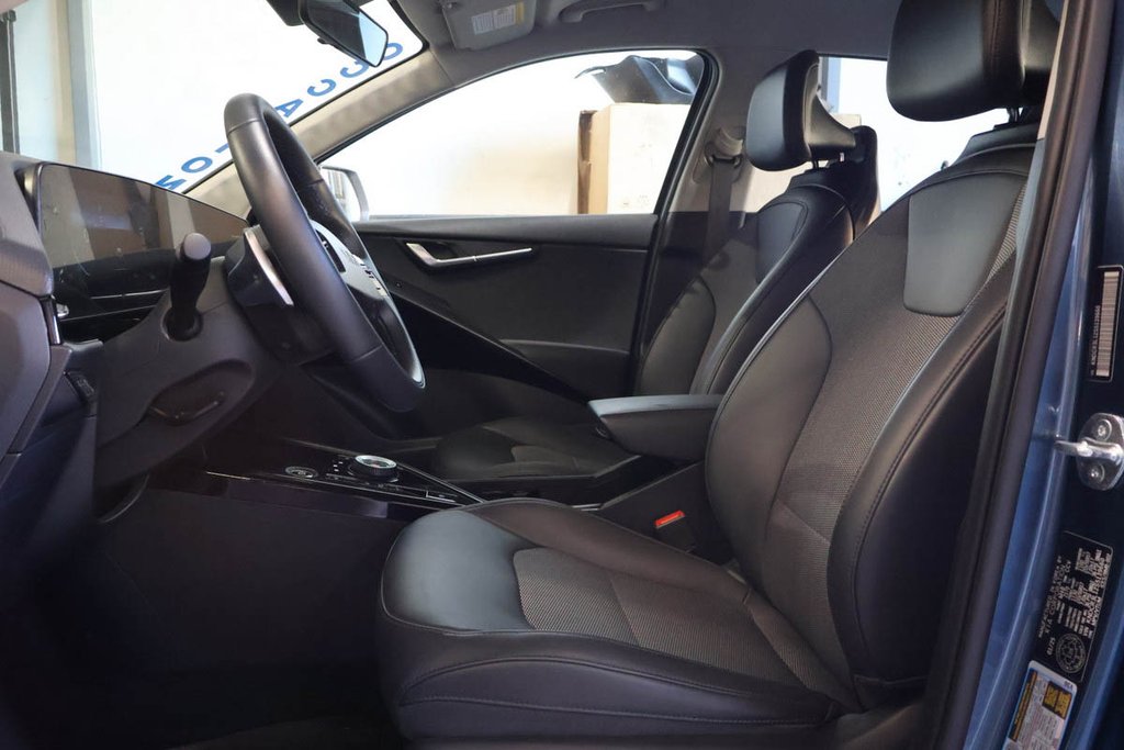 Kia Niro EV WIND + / 100% ELECTRIQUE / DÉMARREUR / CUIR 2025 à Terrebonne, Québec - 8 - w1024h768px