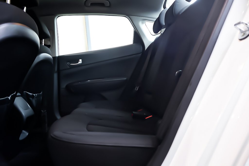 2016 Kia OPTIMA LX + GROUPE ELECTRIQUE + BLUETOOTH in Terrebonne, Quebec - 27 - w1024h768px