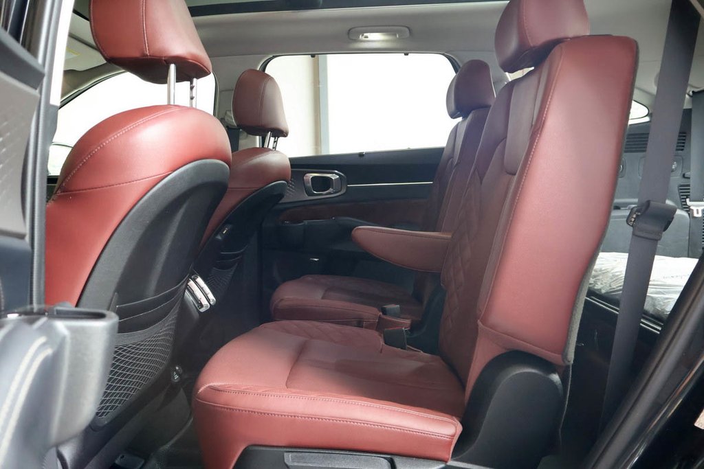 2021 Kia Sorento SX + AWD + TOIT OUVRANT PANO in Terrebonne, Quebec - 31 - w1024h768px