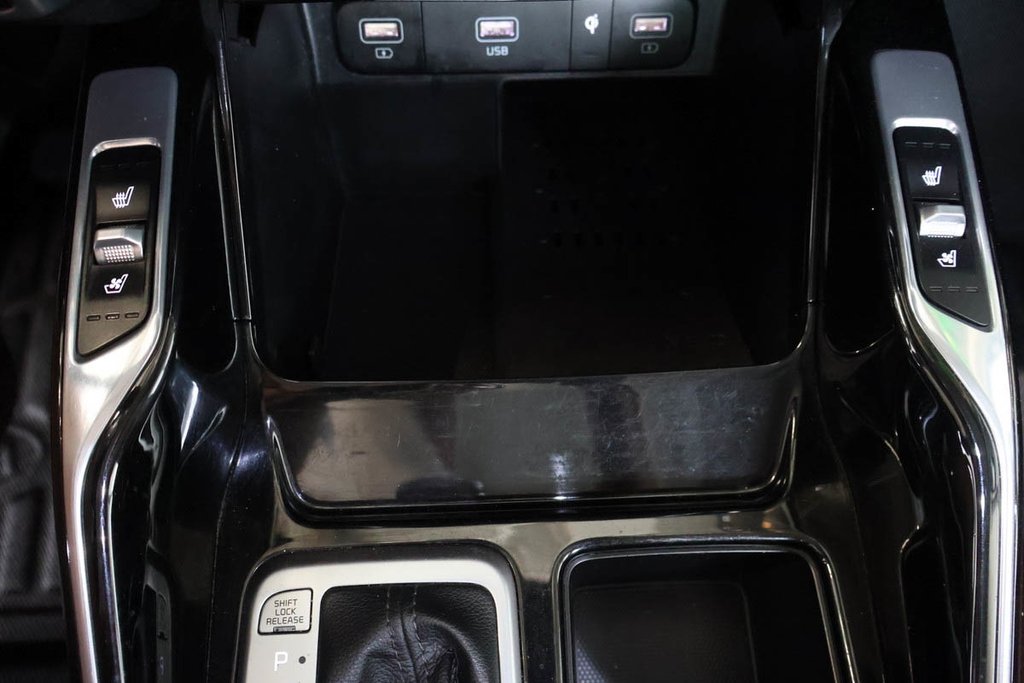 2021 Kia Sorento SX + AWD + TOIT OUVRANT PANO in Terrebonne, Quebec - 27 - w1024h768px