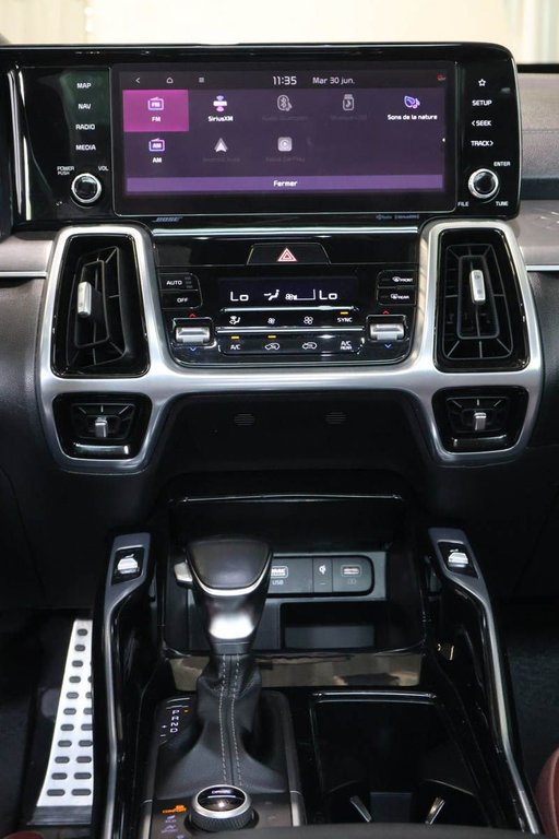 2021 Kia Sorento SX + AWD + TOIT OUVRANT PANO in Terrebonne, Quebec - 22 - w1024h768px