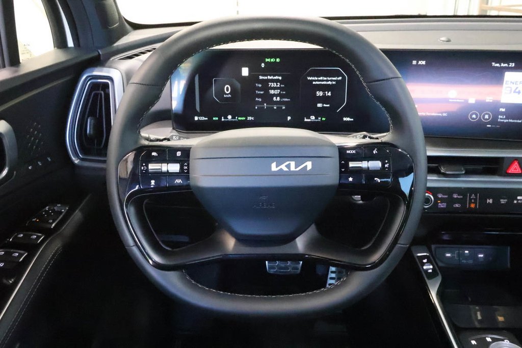 Kia Sorento SX HYBRIDE + AWD + TOIT OUVRANT PANO 2026 à Terrebonne, Québec - 18 - w1024h768px