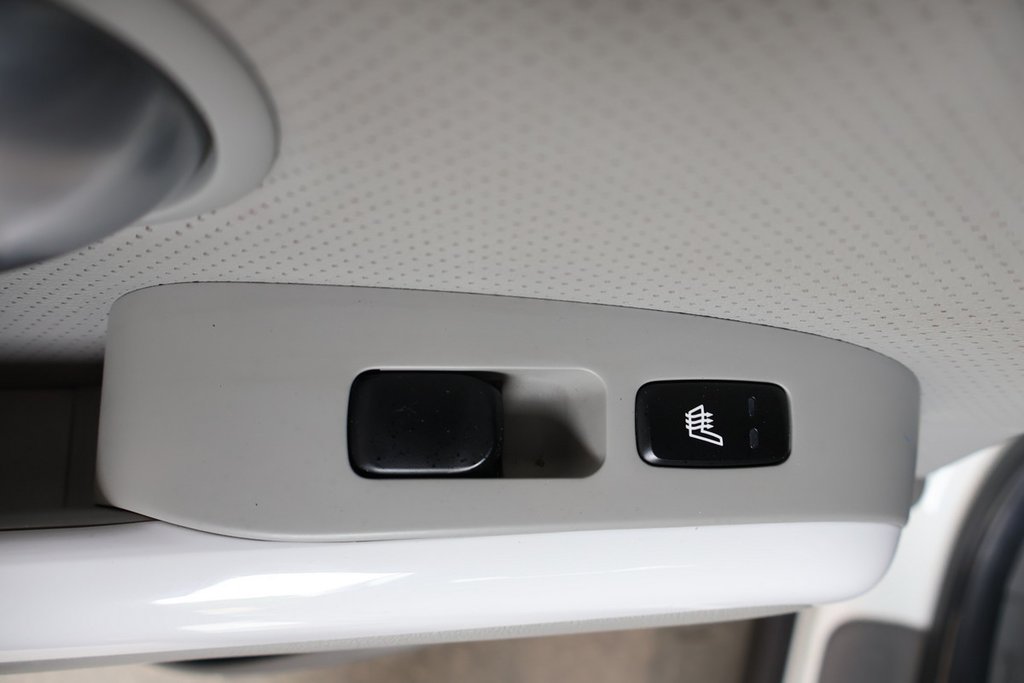 2018 Kia Soul EV LUXURY + CUIR + SIEGES CHAUFFANTS in Terrebonne, Quebec - 22 - w1024h768px