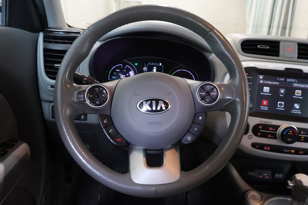 2018 Kia Soul EV LUXURY + CUIR + SIEGES CHAUFFANTS in Terrebonne, Quebec - 10 - w1024h768px