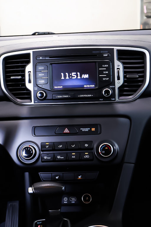 2018 Kia Sportage LX + AWD + ATTACHE-REMORQUE in Terrebonne, Quebec - 19 - w1024h768px