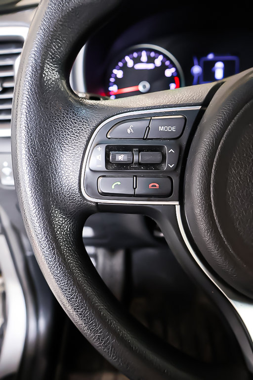 2018 Kia Sportage LX + AWD + ATTACHE-REMORQUE in Terrebonne, Quebec - 15 - w1024h768px