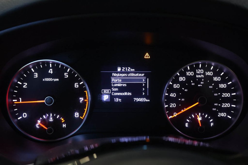 2022 Kia Sportage LX + AWD + SIEGES CHAUFFANTS + CARPLAY in Terrebonne, Quebec - 18 - w1024h768px