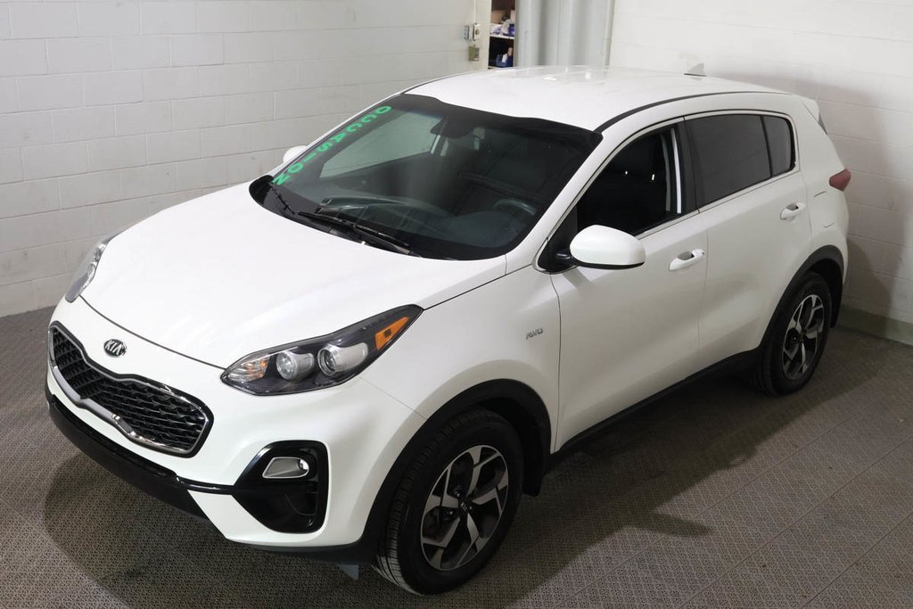 2022 Kia Sportage LX + AWD + SIEGES CHAUFFANTS + CARPLAY in Terrebonne, Quebec - 3 - w1024h768px