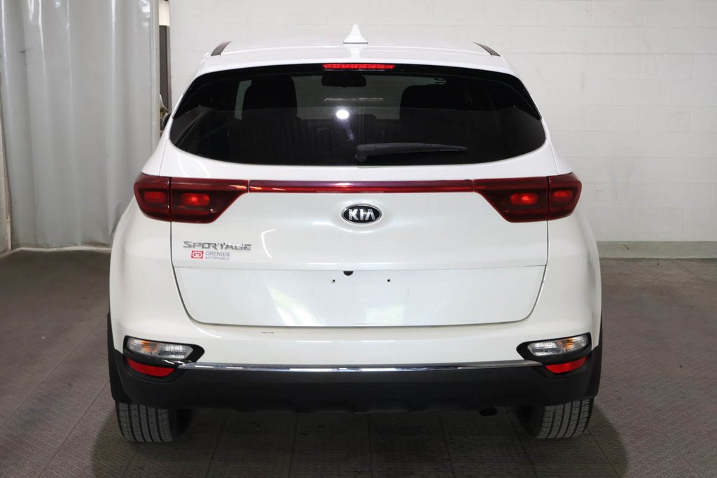 2022 Kia Sportage LX + AWD + SIEGES CHAUFFANTS + CARPLAY in Terrebonne, Quebec - 6 - w1024h768px