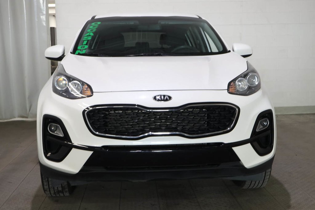 2022 Kia Sportage LX + AWD + SIEGES CHAUFFANTS + CARPLAY in Terrebonne, Quebec - 2 - w1024h768px