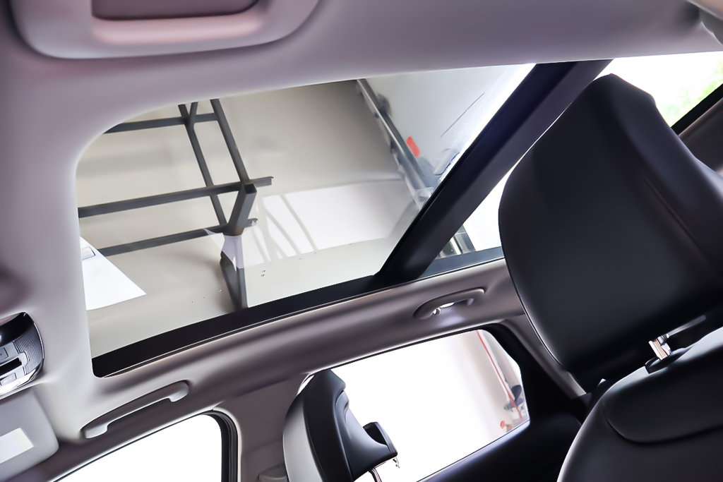 2023 Kia Sportage EX PREMIUM + AWD + TOIT OUVRANT PANO in Terrebonne, Quebec - 11 - w1024h768px