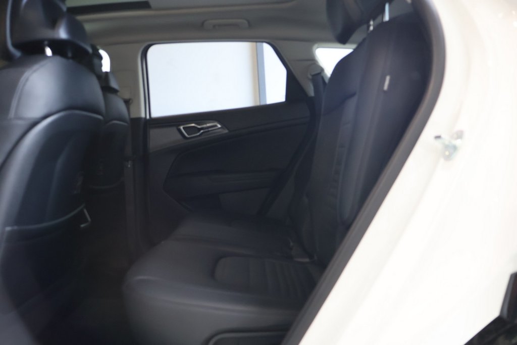 2025 Kia Sportage EX PREMIUM + AWD +TOIT OUVRANT PANO in Terrebonne, Quebec - 27 - w1024h768px