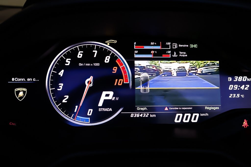 2017 Lamborghini Huracàn SPYDER AWD LP-610 in Terrebonne, Quebec - 20 - w1024h768px