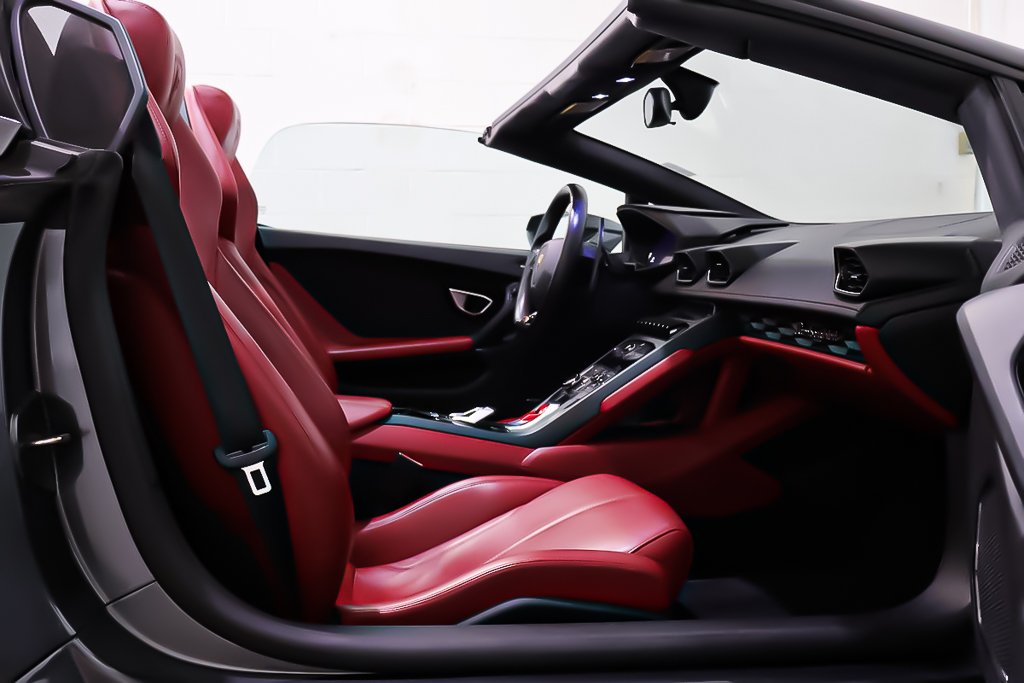 2017 Lamborghini Huracàn SPYDER AWD LP-610 in Terrebonne, Quebec - 14 - w1024h768px