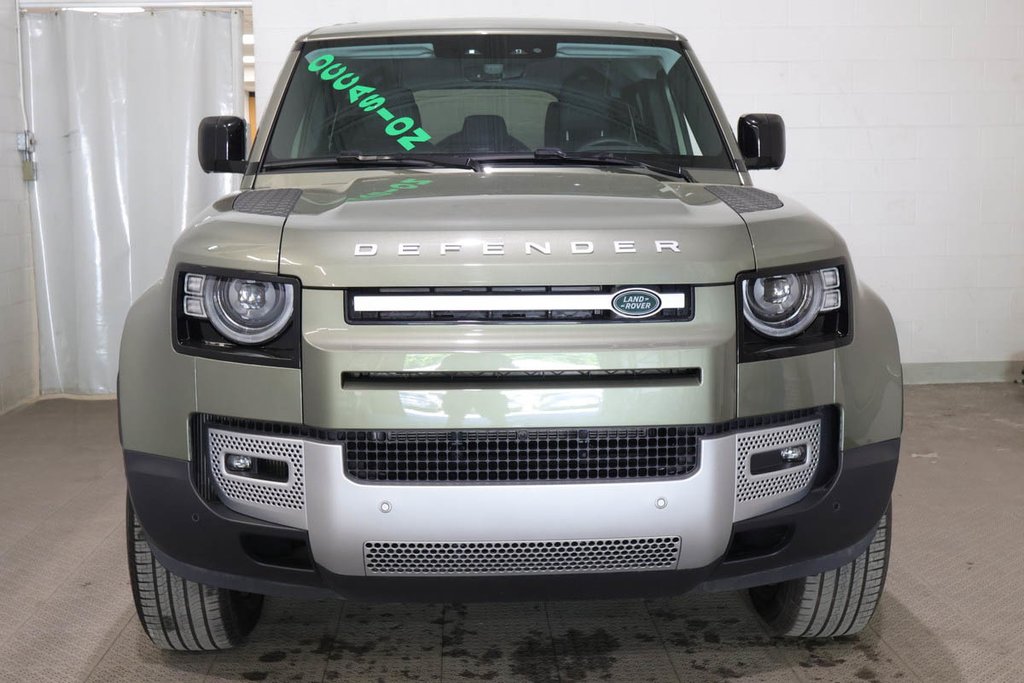 2025 Land Rover Defender 110 S P300 + AWD + TOIT OUVRANT PANO in Terrebonne, Quebec - 2 - w1024h768px