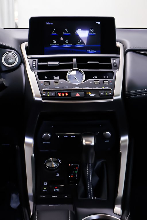 2021 Lexus NX NX 300 + AWD + TOIT OUVRANT PANO in Terrebonne, Quebec - 22 - w1024h768px