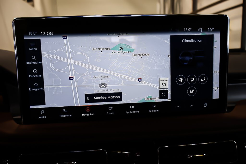 2022 Lincoln NAUTILUS RESERVE + AWD + TOIT OUVRANT PANO + CARPLAY in Terrebonne, Quebec - 23 - w1024h768px