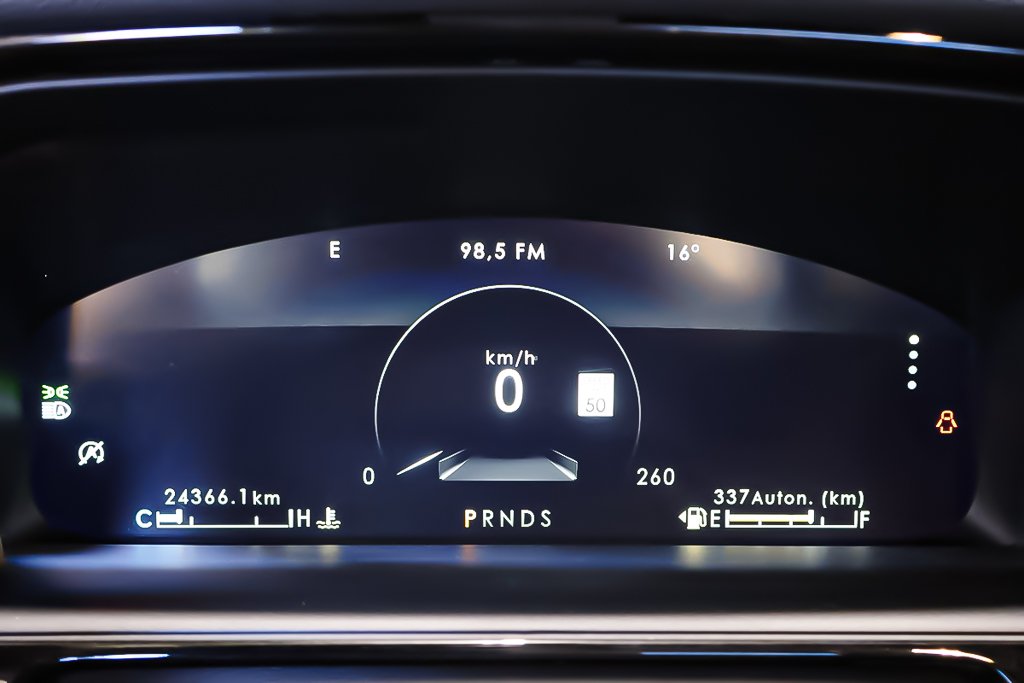 2022 Lincoln NAUTILUS RESERVE + AWD + TOIT OUVRANT PANO + CARPLAY in Terrebonne, Quebec - 19 - w1024h768px