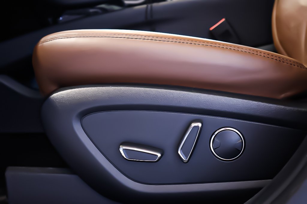 2022 Lincoln NAUTILUS RESERVE + AWD + TOIT OUVRANT PANO + CARPLAY in Terrebonne, Quebec - 13 - w1024h768px