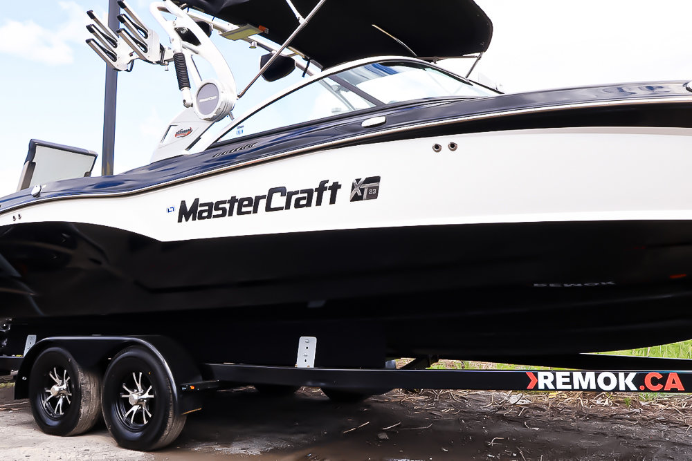 Mastercraft XT23 OPEN DECK + CUIR 2018 à Terrebonne, Québec - 6 - w1024h768px