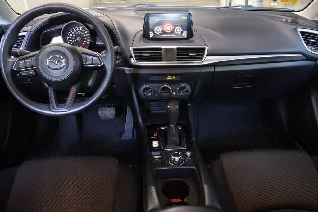 2017 Mazda 3 GX + AUTOMATIQUE + GROUPE ELECTRIQUE in Terrebonne, Quebec - 13 - w1024h768px