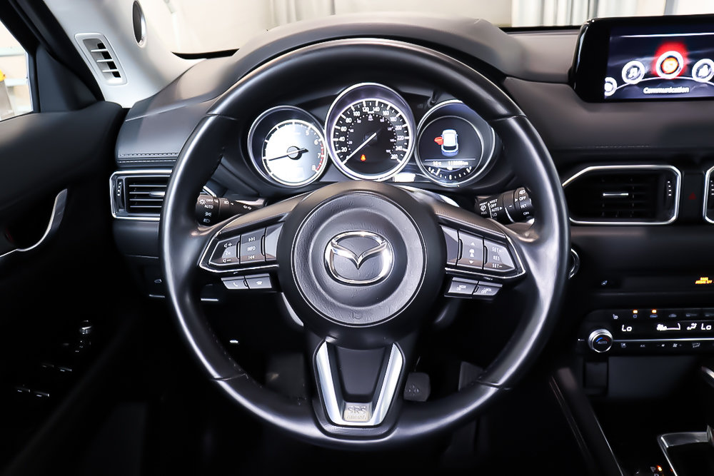 2019 Mazda CX-5 GT + AWD + CUIR + TOIT OUVRANT in Terrebonne, Quebec - 15 - w1024h768px