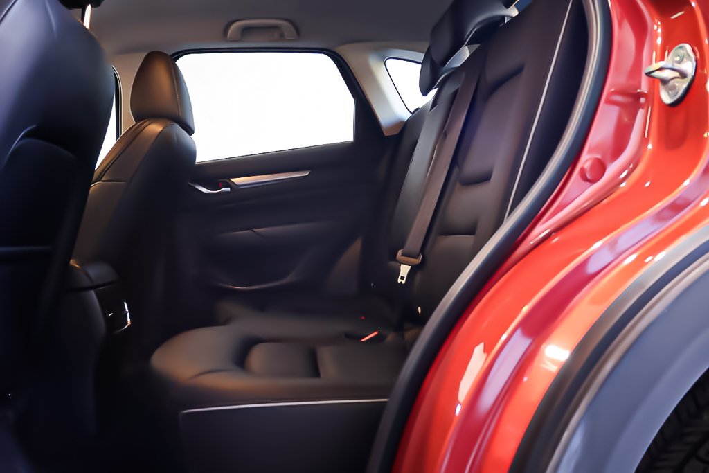 2024 Mazda CX-5 GS + AWD + CUIR + CARPLAY in Terrebonne, Quebec - 27 - w1024h768px