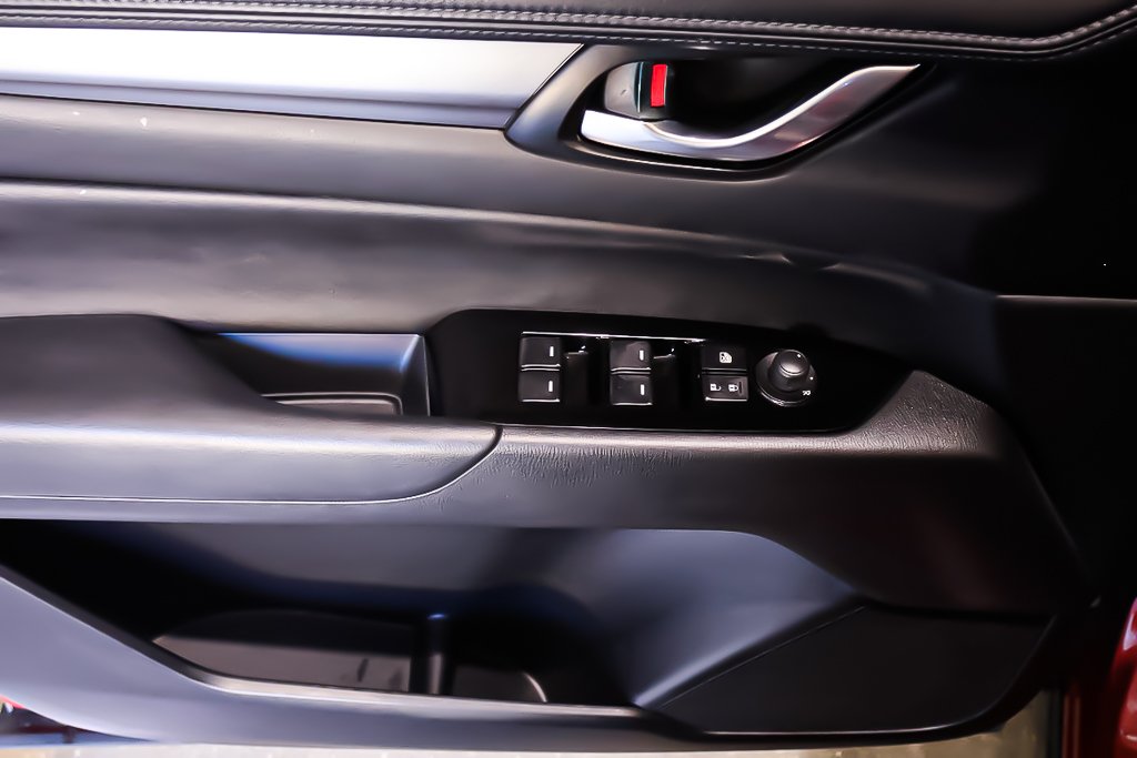 2024 Mazda CX-5 GS + AWD + CUIR + CARPLAY in Terrebonne, Quebec - 26 - w1024h768px