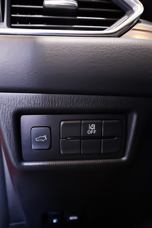 2024 Mazda CX-5 GS + AWD + CUIR + CARPLAY in Terrebonne, Quebec - 25 - w1024h768px