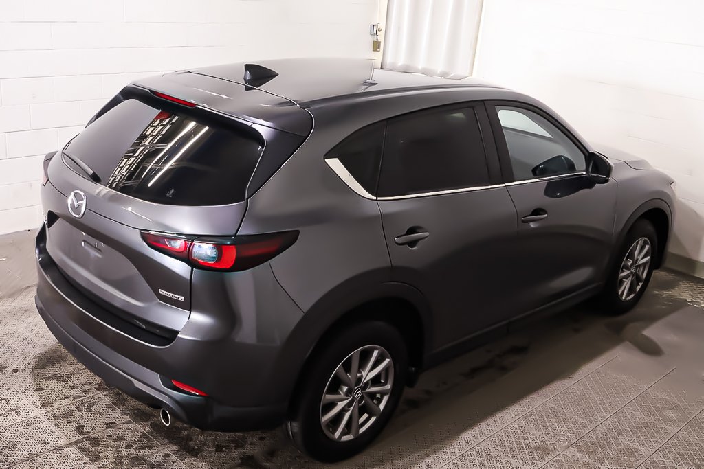 2024 Mazda CX-5 GS + AWD + CUIR + CARPLAY in Terrebonne, Quebec - 7 - w1024h768px