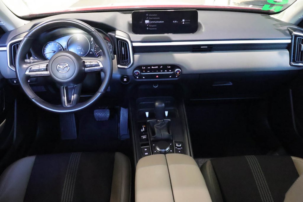 2024 Mazda CX-50 GS-L + CUIR + TOIT-OUVRANT in Terrebonne, Quebec - 14 - w1024h768px
