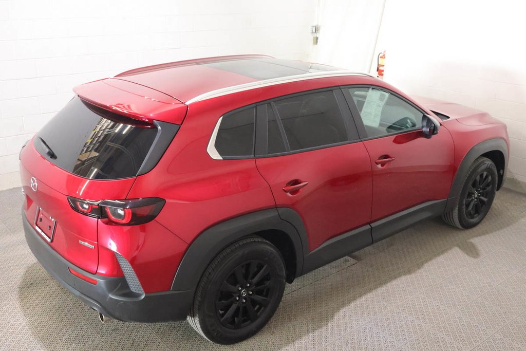 2024 Mazda CX-50 GS-L + CUIR + TOIT-OUVRANT in Terrebonne, Quebec - 7 - w1024h768px