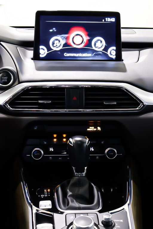 2020 Mazda CX-9 SIGNATURE + AWD + TOIT OUVRANT in Terrebonne, Quebec - 22 - w1024h768px