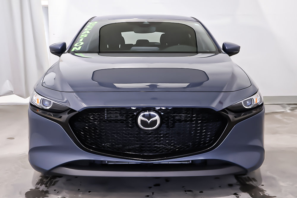 Mazda Mazda3 SPORT + GS + AWD 2021 à Terrebonne, Québec - 2 - w1024h768px