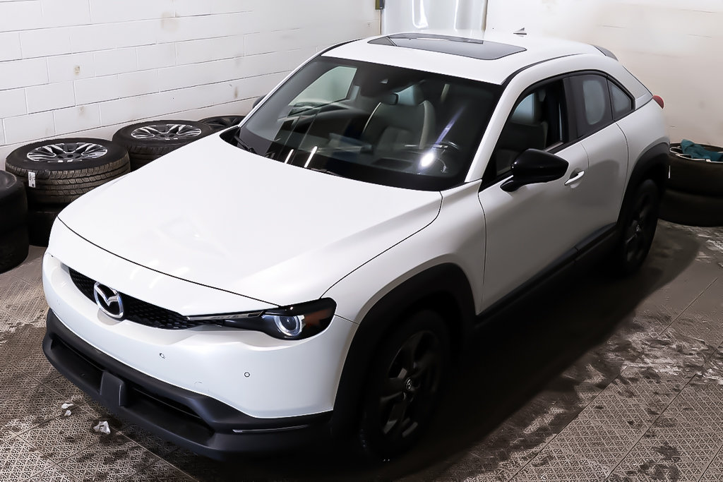 2022 Mazda MX-30 GT + TOIT OUVRANT + CARPLAY in Terrebonne, Quebec - 3 - w1024h768px