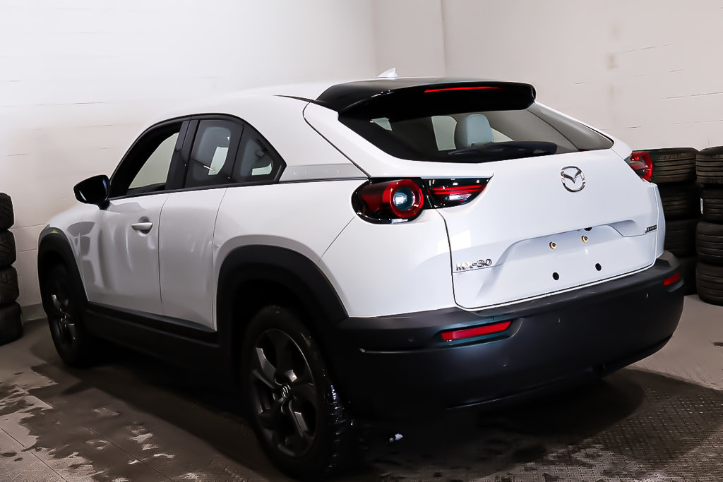 2022 Mazda MX-30 GT + TOIT OUVRANT + CARPLAY in Terrebonne, Quebec - 5 - w1024h768px