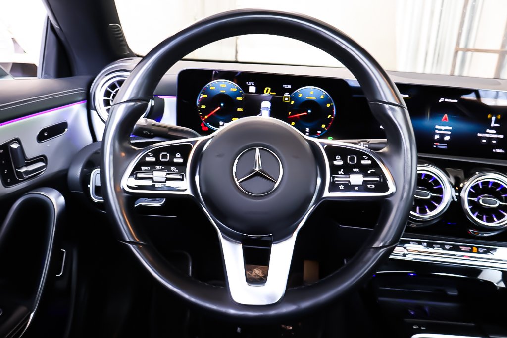 2023 Mercedes-Benz CLA CLA 250 + 4WD + TOIT OUVRANT + CUIR in Terrebonne, Quebec - 15 - w1024h768px