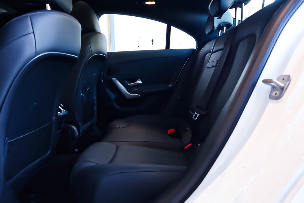 Mercedes-Benz CLA CLA 250 4MATIC + TOIT OUVRANT + 2025 à Terrebonne, Québec - 23 - w1024h768px