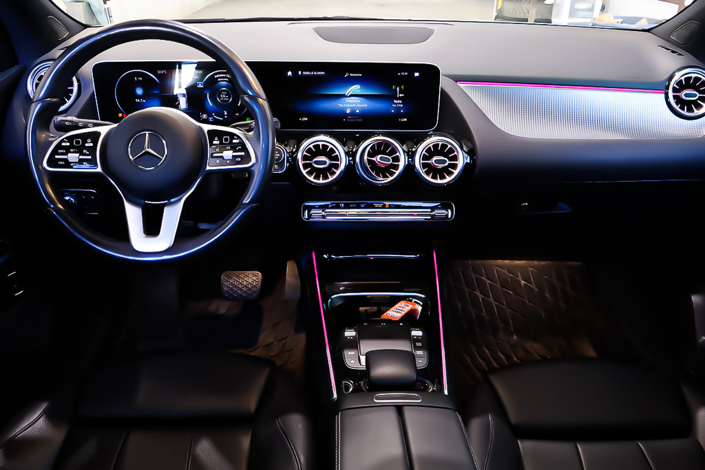 Mercedes-Benz GLA 250 + 4MATIC + TOIT OUVRANT 2021 à Terrebonne, Québec - 13 - w1024h768px