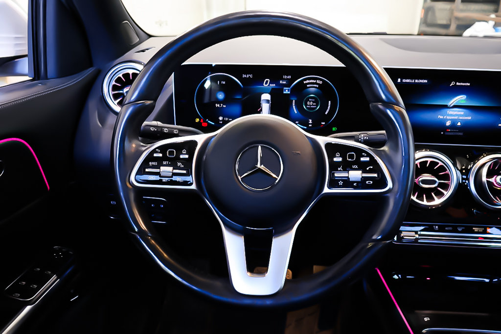 Mercedes-Benz GLA 250 + 4MATIC + TOIT OUVRANT 2021 à Terrebonne, Québec - 14 - w1024h768px