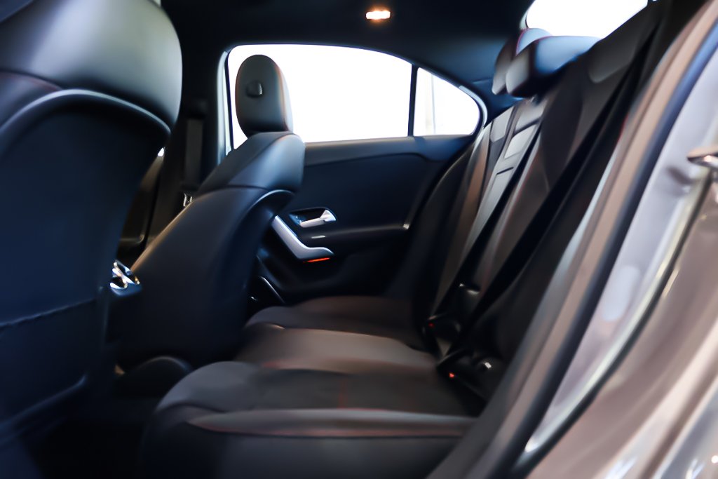 Mercedes A-CLASS A 220 4MATIC + TOIT OUVRANT PANO 2020 à Terrebonne, Québec - 30 - w1024h768px