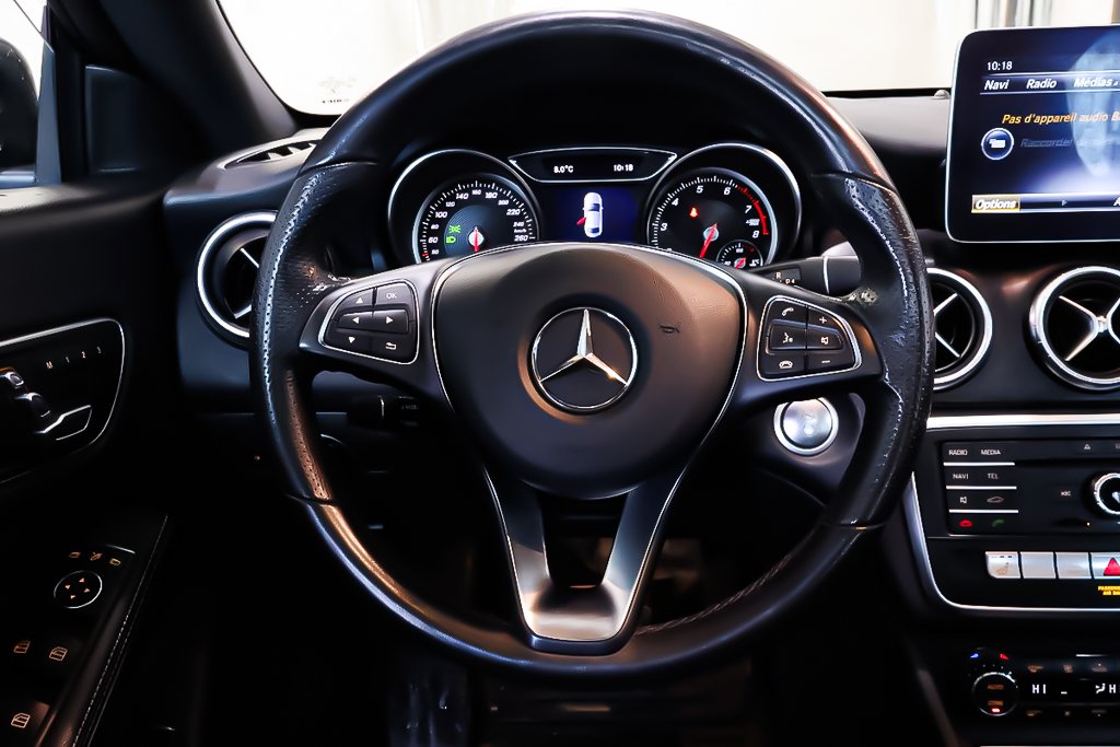 2019 Mercedes CLA CLA 250 4MATIC + TOIT DE VERRE PANO in Terrebonne, Quebec - 15 - w1024h768px