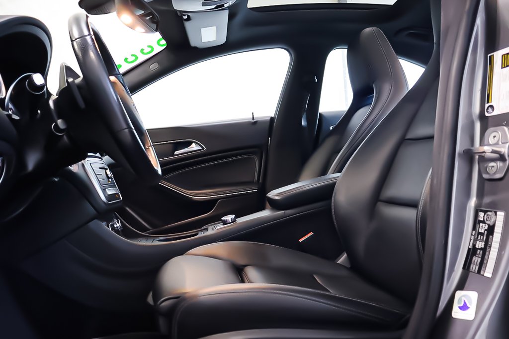 2019 Mercedes CLA CLA 250 4MATIC + TOIT DE VERRE PANO in Terrebonne, Quebec - 10 - w1024h768px