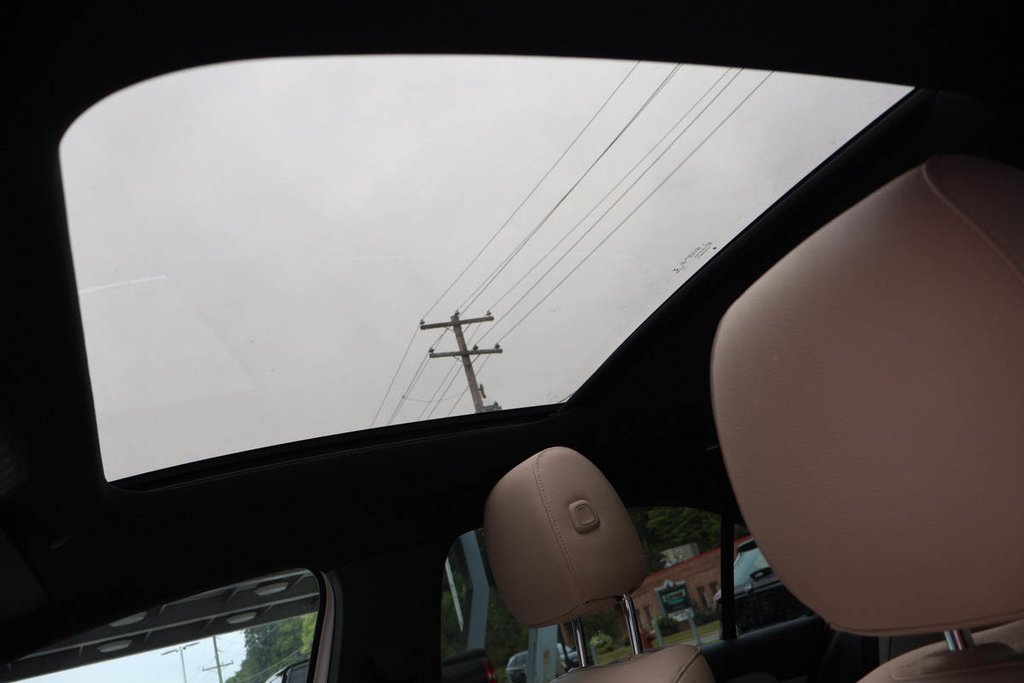 2021 Mercedes Classe A A 220 4MATIC + TOIT OUVRANT PANORAMIQUE in Terrebonne, Quebec - 10 - w1024h768px