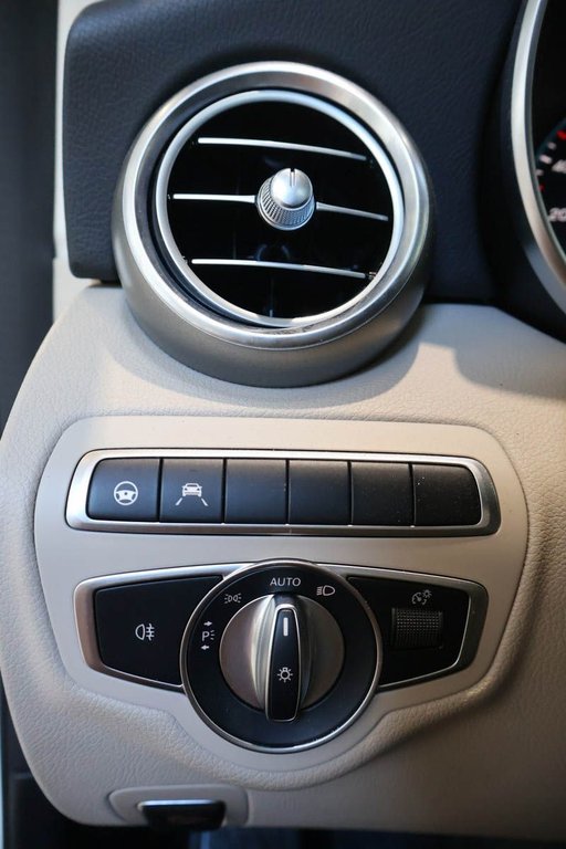 2020 Mercedes Classe C C 300 + 4MATIC + TOIT OUVRANT PANO in Terrebonne, Quebec - 34 - w1024h768px