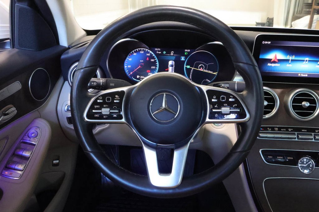2020 Mercedes Classe C C 300 + 4MATIC + TOIT OUVRANT PANO in Terrebonne, Quebec - 24 - w1024h768px