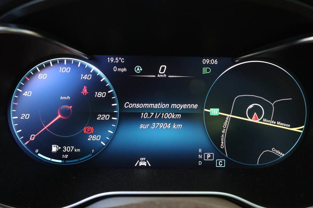 2020 Mercedes Classe C C 300 + 4MATIC + TOIT OUVRANT PANO in Terrebonne, Quebec - 28 - w1024h768px