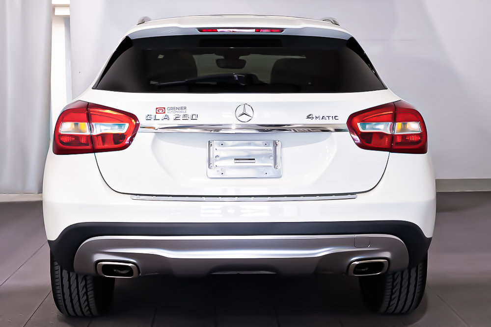 2016 Mercedes GLA 250 GLA 250 + AWD + CUIR + TOIT OUVRANT in Terrebonne, Quebec - 6 - w1024h768px