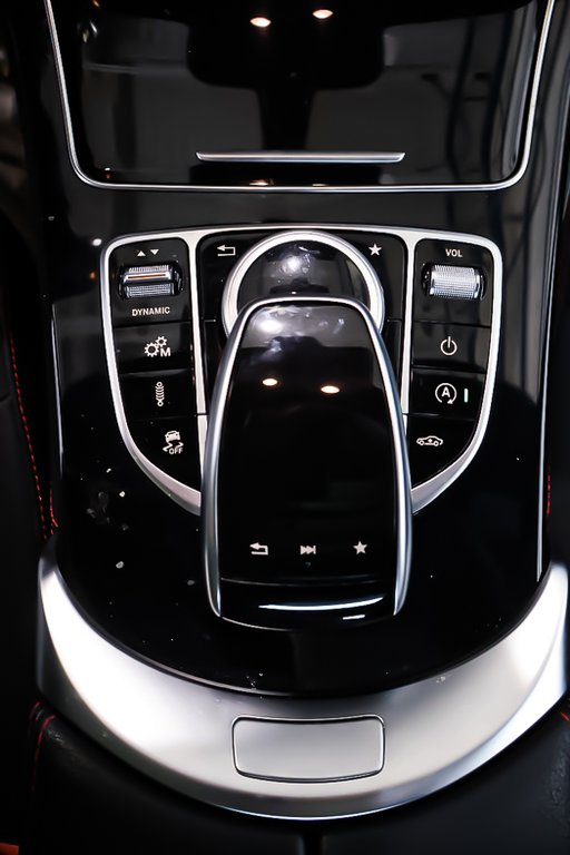 Mercedes GLC AMG GLC 43 4MATIC + TOIT OUVRANT PANO + CUIR 2019 à Terrebonne, Québec - 26 - w1024h768px