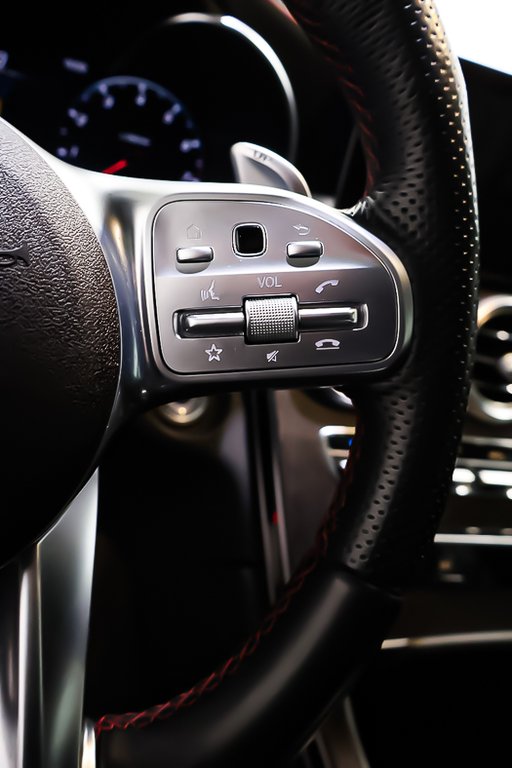 2022 Mercedes GLC GLC 43 AMG + AWD + TOIT OUVRANT PANO in Terrebonne, Quebec - 18 - w1024h768px